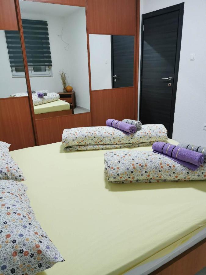 Guesthouse Nadia سينج المظهر الخارجي الصورة