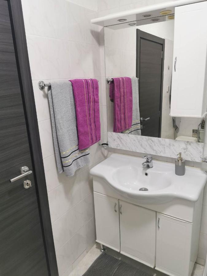 Guesthouse Nadia سينج المظهر الخارجي الصورة